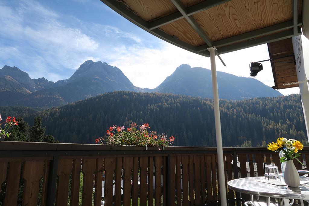 Hotel Restaurant Gabriel Scuol Exterior photo