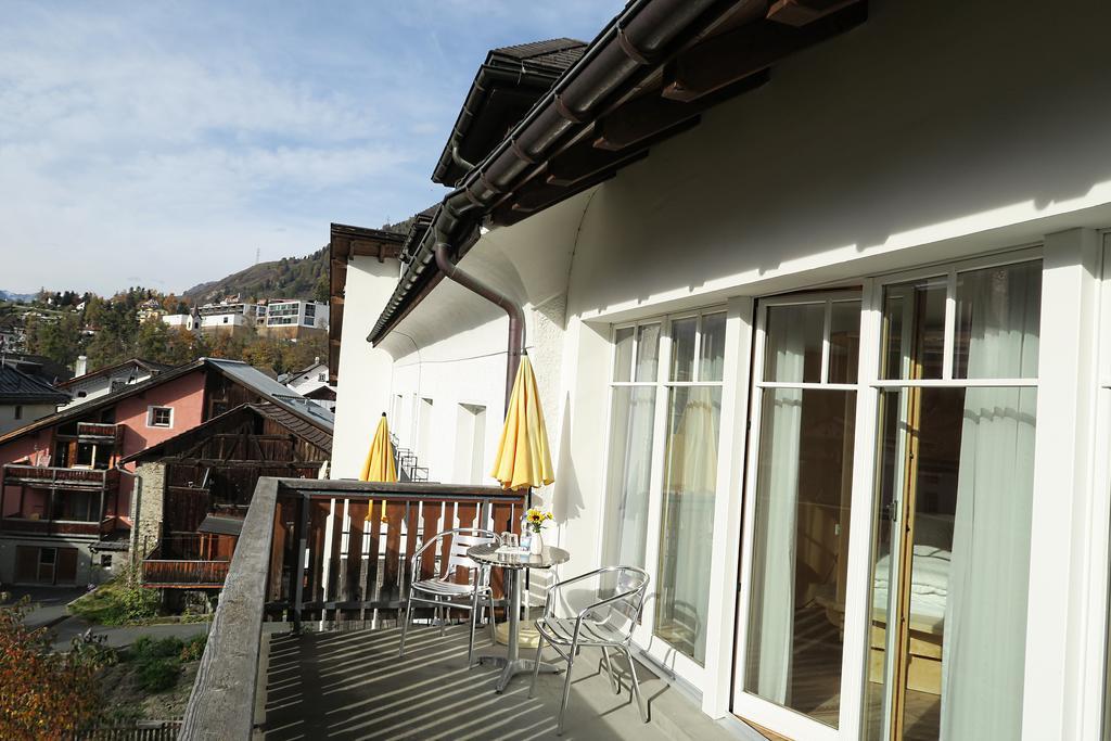 Hotel Restaurant Gabriel Scuol Exterior photo