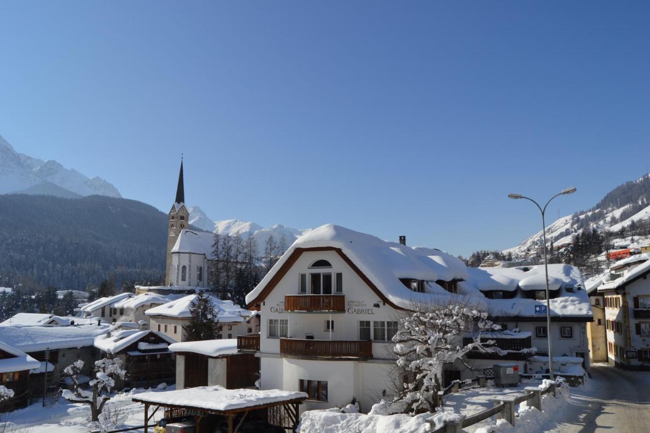 Hotel Restaurant Gabriel Scuol Exterior photo